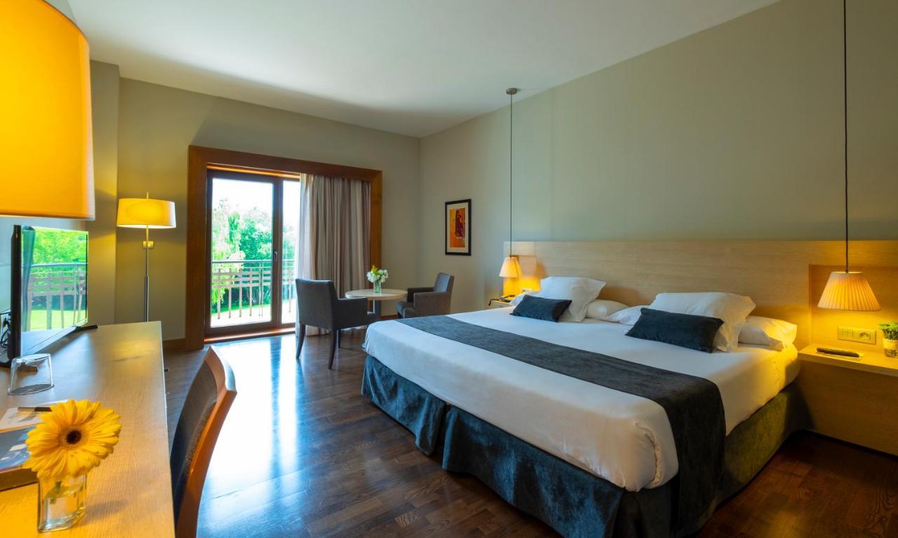 Hotel Spa Attica21 บีญัลบา ภายนอก รูปภาพ